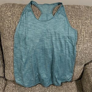 Lululemon love tank size 6